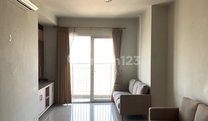 Good Ready-to-Occupy Strategic Apartment in Central Jakarta 2
