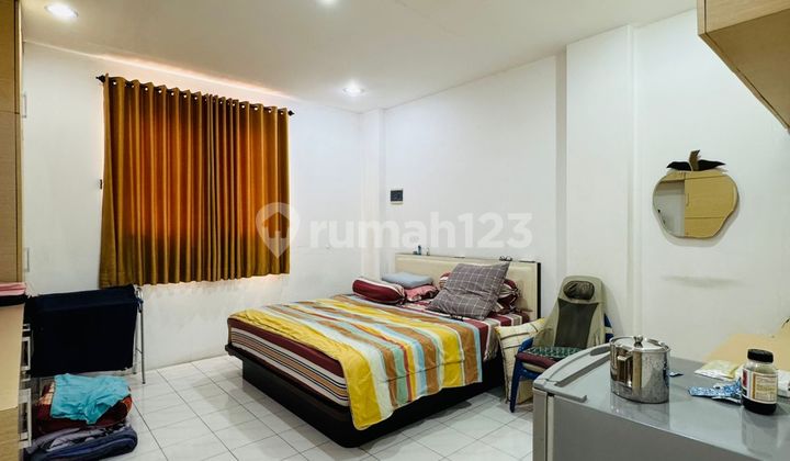 Rumah Permata Taman Palem, 3,5 Lantai, 4 Kamar Tidur Rumah Permata Taman Palem, 3,5 Lantai, 4 Kamar Tidur