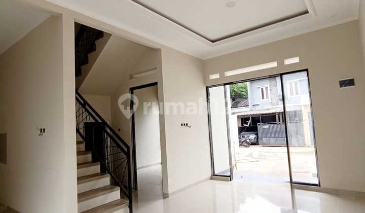 Lebar 10M! Rumah Mewah 2 Lantai di Jatiwaringin Hanya 1 Milyar!! 2