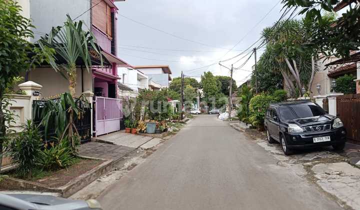 Rumah Mewah Pondok Kelapa Dekat Tol Becakkayu Siap Huni! 2