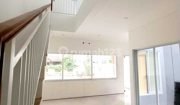 Mewah & Strateis Rumah Dibilly Moon Pondok Kelapa 1