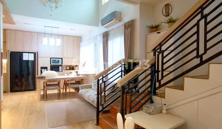 Stop Scrolling Rumah Hook Mewah Full Furnished di Pondok Kelapa Jakarta Timur! 2