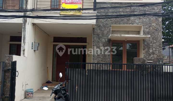 Sewa Cepat! Rumah Mewah 4 Kt Harga Kompetituf di Pondok Kelapa 2