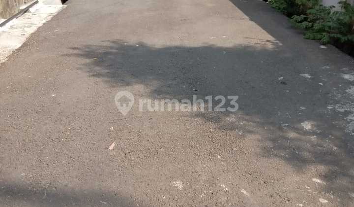 Rumah Batu Mewah Duren Sawit Garasi 2 Mobil SHM 2