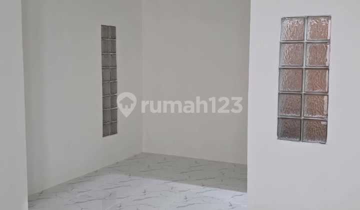 Stop! Cari Rumah di Jaktim Bebas Banjir.harga 1 M - An !!! Stop! Cari Rumah di Jaktim Bebas Banjir.harga 1 M - An !!!