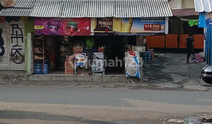 Kios SHM dengan Isi! Siap Usaha! Cepat di Jakarta Timur Kios SHM dengan Isi! Siap Usaha! Cepat di Jakarta Timur
