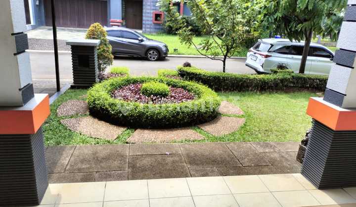 Rumah Asri 2 Lantai Hal Luas Plus Taman Kota Wisata Cibubur - SHM 2