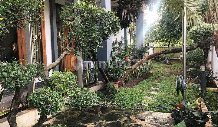 Rumah Mewah 3 Lantai Hook Asri Strategis Rawamangun, Jaktim - SHM 2