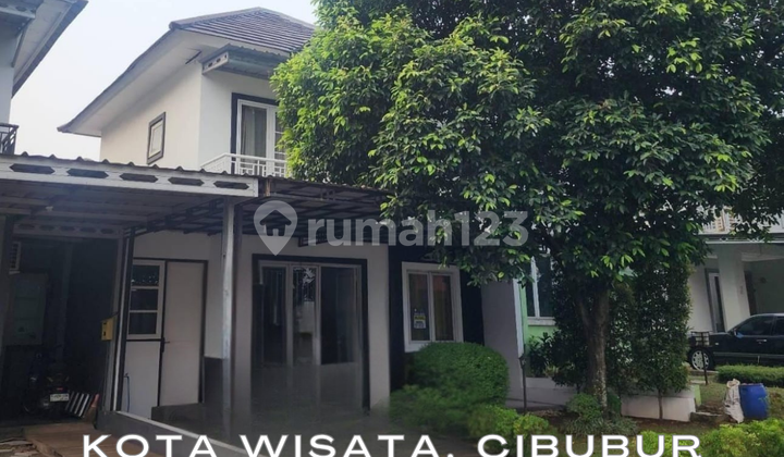 Asri 2-Story House, Semi-Furnished in Cibubur Tourist City - Freehold Title Asri 2-Story House, Semi-Furnished in Cibubur Tourist City - Freehold Title