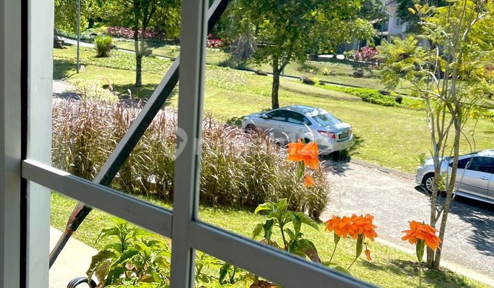 Semi-Furnished Beautiful House with Backyard in Sentul City - Freehold Certificate 2