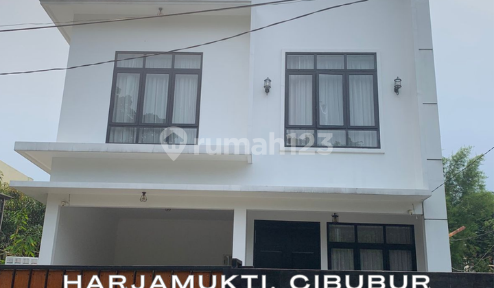 Rumah Mewah & Asri 2 LT Halaman Luas di Harjamukti Cibubur - SHM