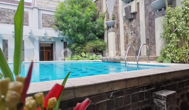 Spacious Luxury Home With Private Pool Oasis, Menteng Jakpus -Shm 2
