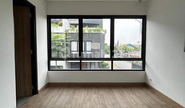 Modern 3-Story House + Terrace, Balboa Estate Pondok Cabe - Freehold Certificate 2