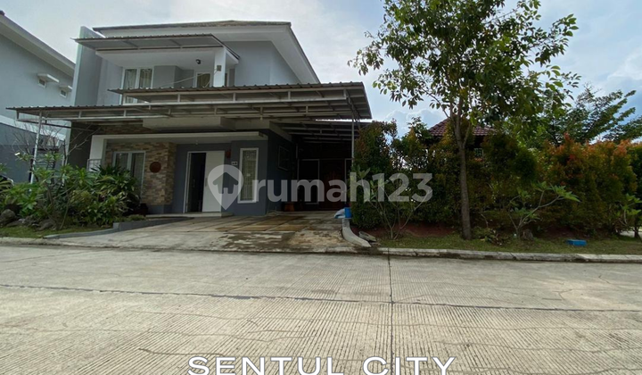 Rumah Asri 2 Lantai Posisi Hook & Halaman Luas di Sentul City Rumah Asri 2 Lantai Posisi Hook & Halaman Luas di Sentul City