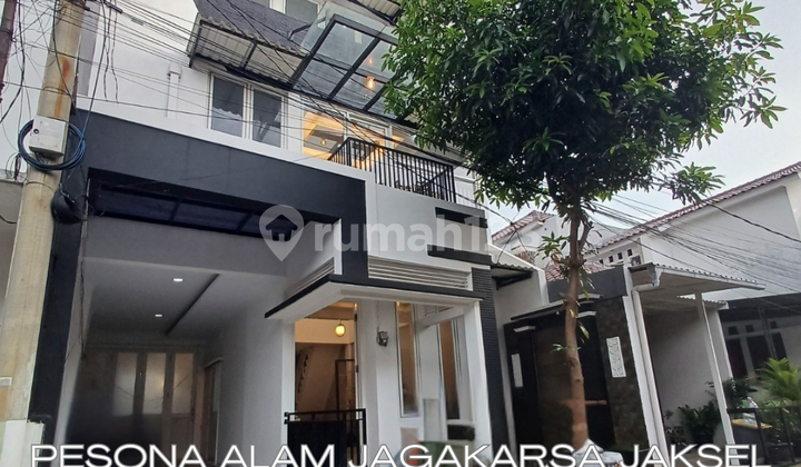Rumah Modern 2 Lantai Siap Huni di Pesona Alam Jagakarsa - SHM
