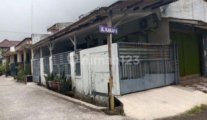 Ready-to-Occupy House with Hook Position in Mampang Indah, Pancoran Mas 2