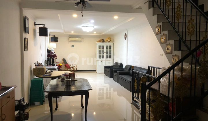 SUPER LONG AND READY FOR BUSINESS! SHOP HOUSE IN ANGKE 2