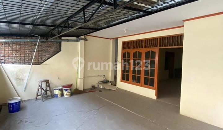 SPACIOUS HOUSE IN SOUTH JELAMBAR SPACIOUS HOUSE IN SOUTH JELAMBAR