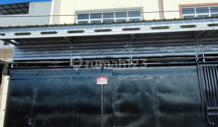 RUKO GANDENG 3 LANTAI DI MUARA KARANG RUKO GANDENG 3 LANTAI DI MUARA KARANG