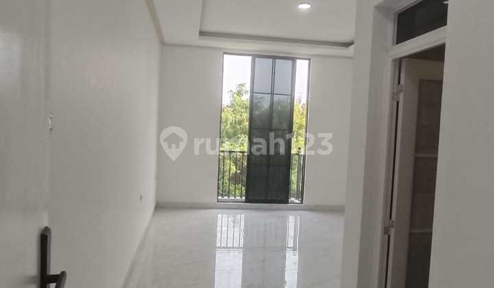 Dijual 3 Unit Rumah Di Jalan Mangga 4 Lantai 