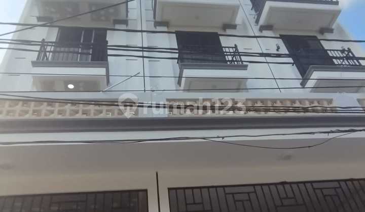 Dijual 3 Unit Rumah Di Jalan Mangga 4 Lantai 