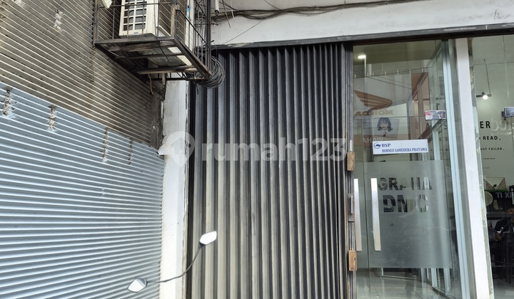 Ruko Strategis Di Taman Ratu