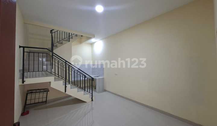 Dijual Rumah di Tanjung Duren 2