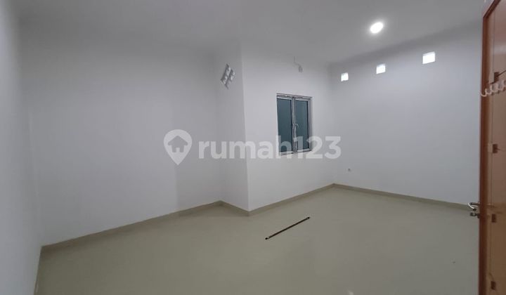 Disewakan Rumah Tomang Jakarta Barat 2