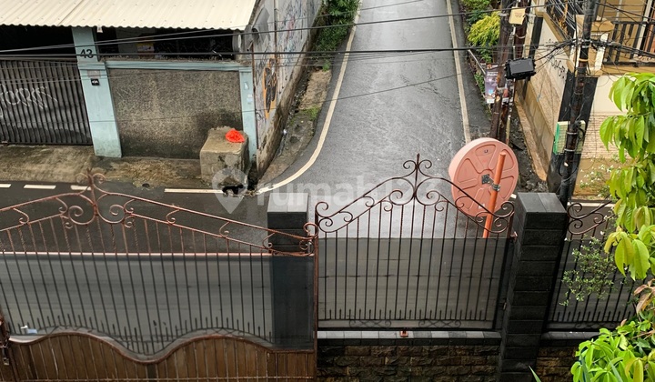 Dijual Rumah Mewah 2 Lantai Di Jalan Anggrek Kebon Jeruk