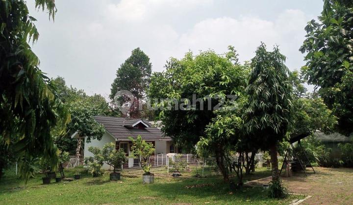Land and Building for Sale in Tapos Cimanggis, Close to Cimanggis Toll Exit