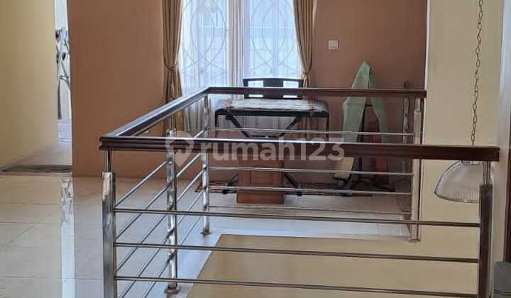 For Sale Beautiful Semi-Furnished House Ready to Occupy in Taman Laguna, Cibubur 2