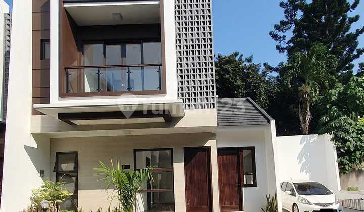 Rumah Baru, Posisi Hook Siap Huni di Cluster Dekat Stasiun LRT Harjamukti & Tol Cibubur Rumah Baru, Posisi Hook Siap Huni di Cluster Dekat Stasiun LRT Harjamukti & Tol Cibubur