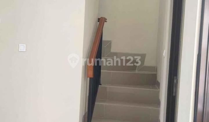 Jual Cepat Rumah Rumah Rapi Siap Huni di Bukit Golf Cibubur 2