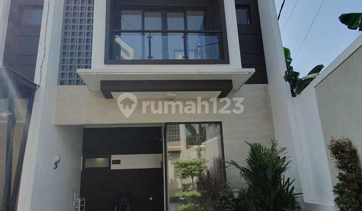 Rumah Baru Siap Huni di Cluster Dekat Stasiun LRT Harjamukti & Gerbang Tol Cibubur