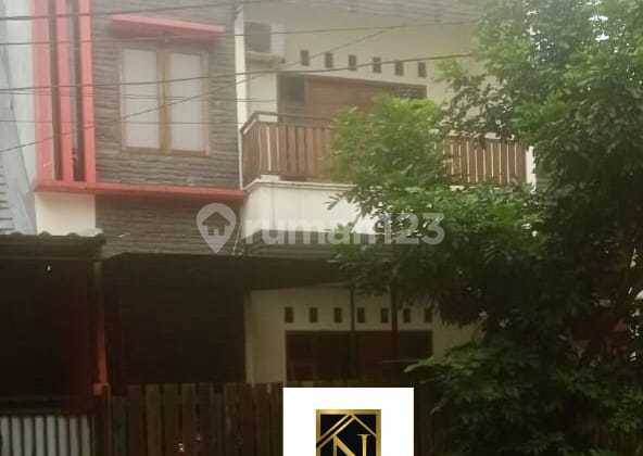 Jual Rumah 2 Lantai di Boulevard Arcadia Bukit Golf Cibubur