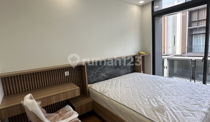 For Rent Full Furnished Tanakayu BSD 3-Story House For Rent Full Furnished Tanakayu BSD 3-Story House