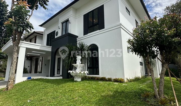 Dijual Rumah Baru dengan Kolam Renang di Avani Bsd 1