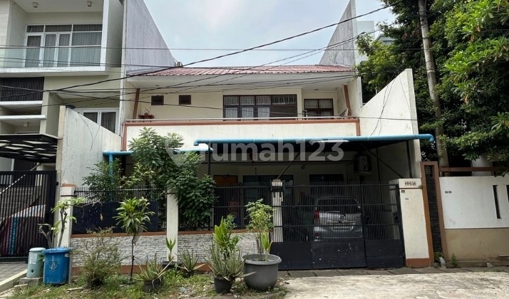 Rumah Mewah Full Furnished Siap Huni Pik