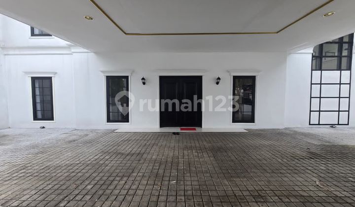 Luxury House Sukasari Gegerkalong Permai Bandung 2