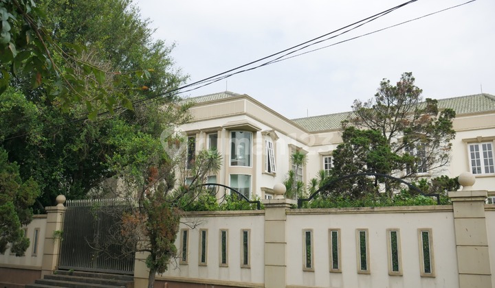 Super Spacious Luxury House Lippo Karawaci 2