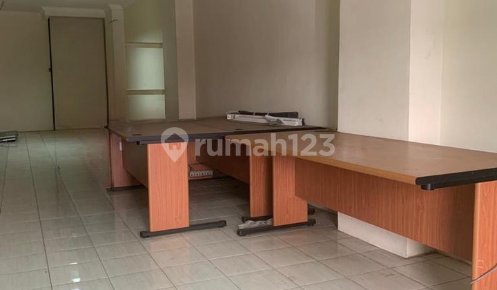 Ruko 3 Lantai Mutiara Taman Palem Cengkareng Jakarta Barat