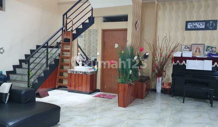 Rumah 4 Lantai Taman Surya 3 Pegadungan Kaliders Jakarta Barat