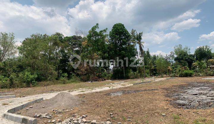 Land in East Sleman Only 5 Minutes from LPMP Street, Free AJB Land in East Sleman Only 5 Minutes from LPMP Street, Free AJB