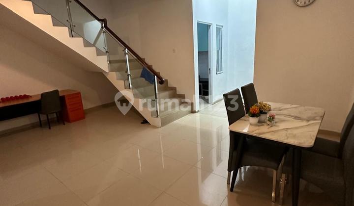 Dijual Rumah Cantik Villa Bukit Indah
