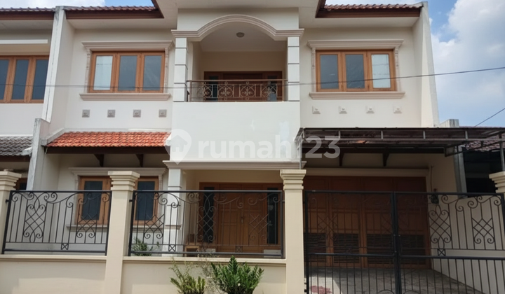 Exclusive Rumah Kost Aktif 2 lantai Nginden dekat RS. International, Kampus dan Perkantoran 1