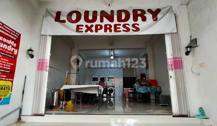 Strategic 90 m2 SHM Ruko in Singotrunan - Banyuwangi Strategic 90 m2 SHM Ruko in Singotrunan - Banyuwangi