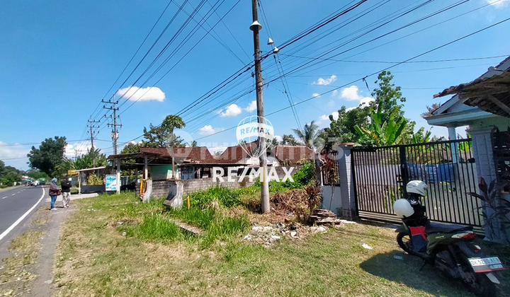 Dijual Tanah & Bangunan Strategis Yosomulyo Gambiran, Genteng-Banyuwangi