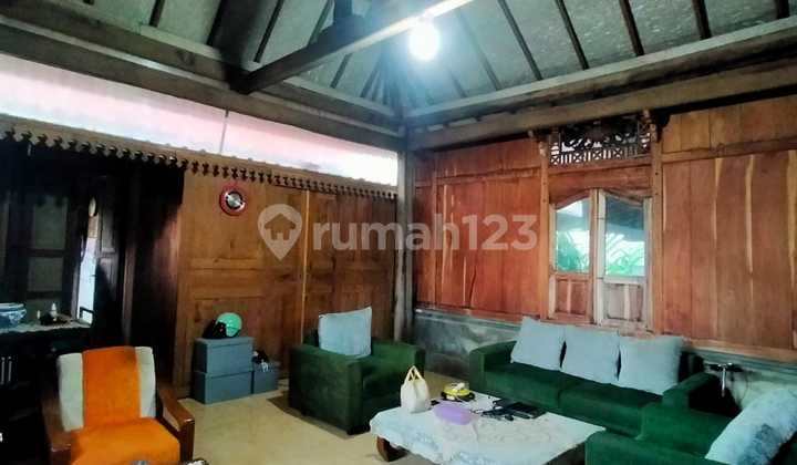 Rumah Joglo SHM Dekat Kawasan Wisata Banyuwangi 2