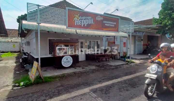 Rumah Strategis - SHM Cocok untuk Usaha Jl Bengawan Penganjuran Banyuwangi Kota