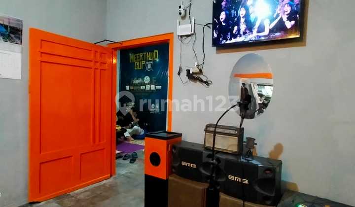 Strategic House - SHM Suitable for Business, Bengawan Penganjuran Street, Banyuwangi City 2